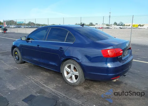 2013 Volkswagen Jetta 2.5L Se from USA, damaged, VIN 3VWDX7AJ3DM253049